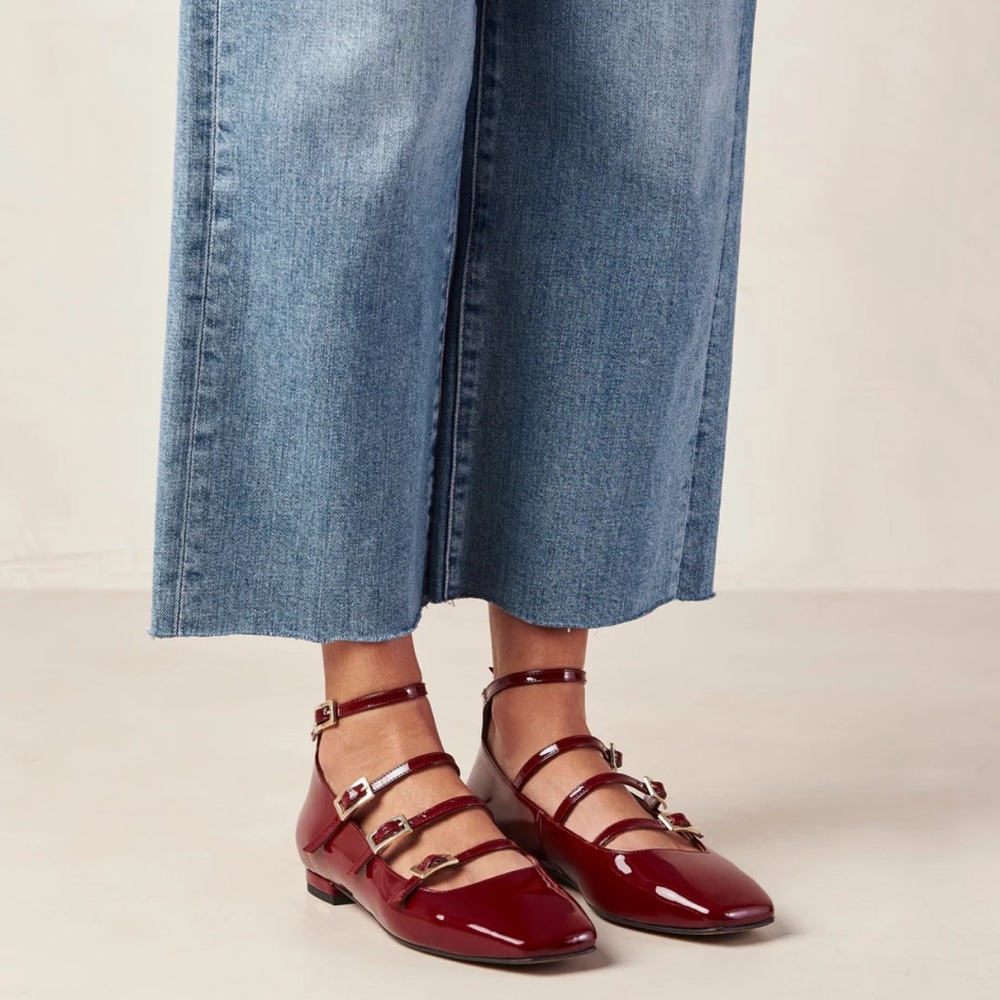New Listing - NIB Luke Onix Wine Burgundy Leather Ballet Flats